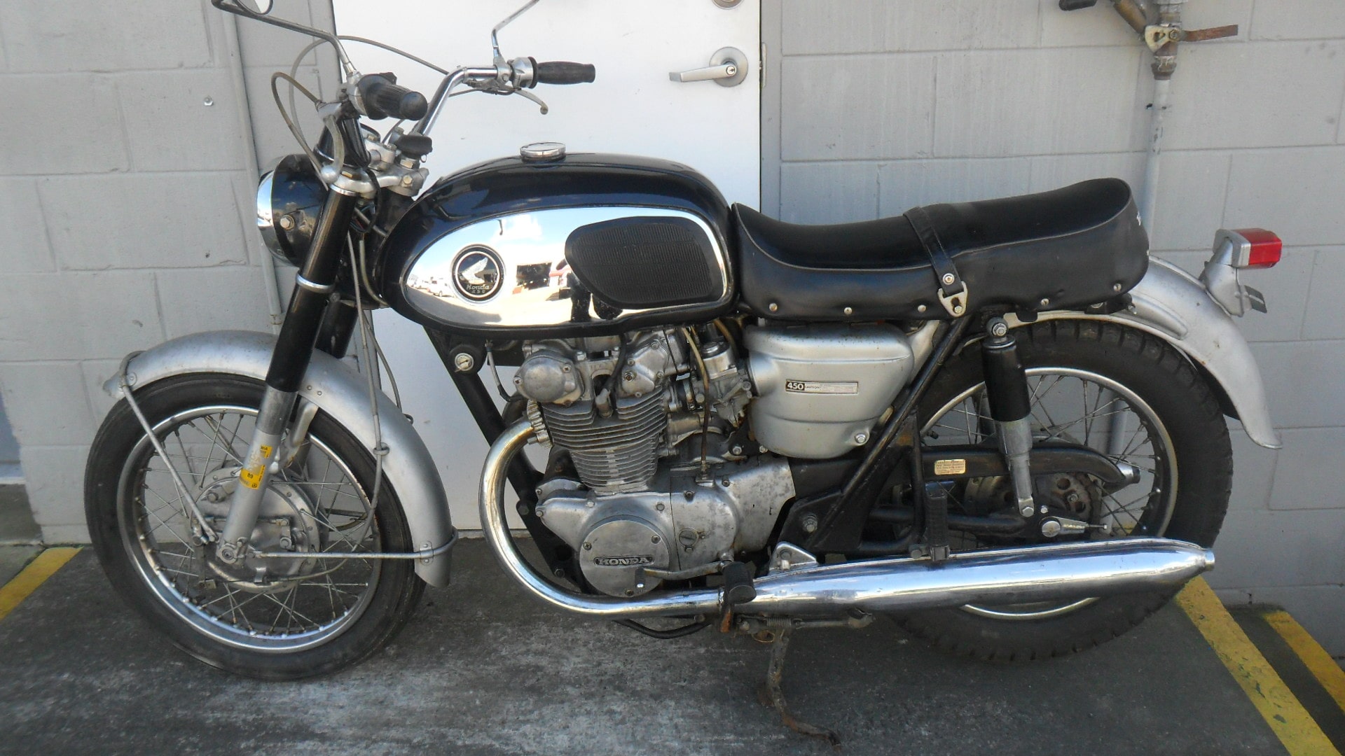 cb450 black bomber for sale