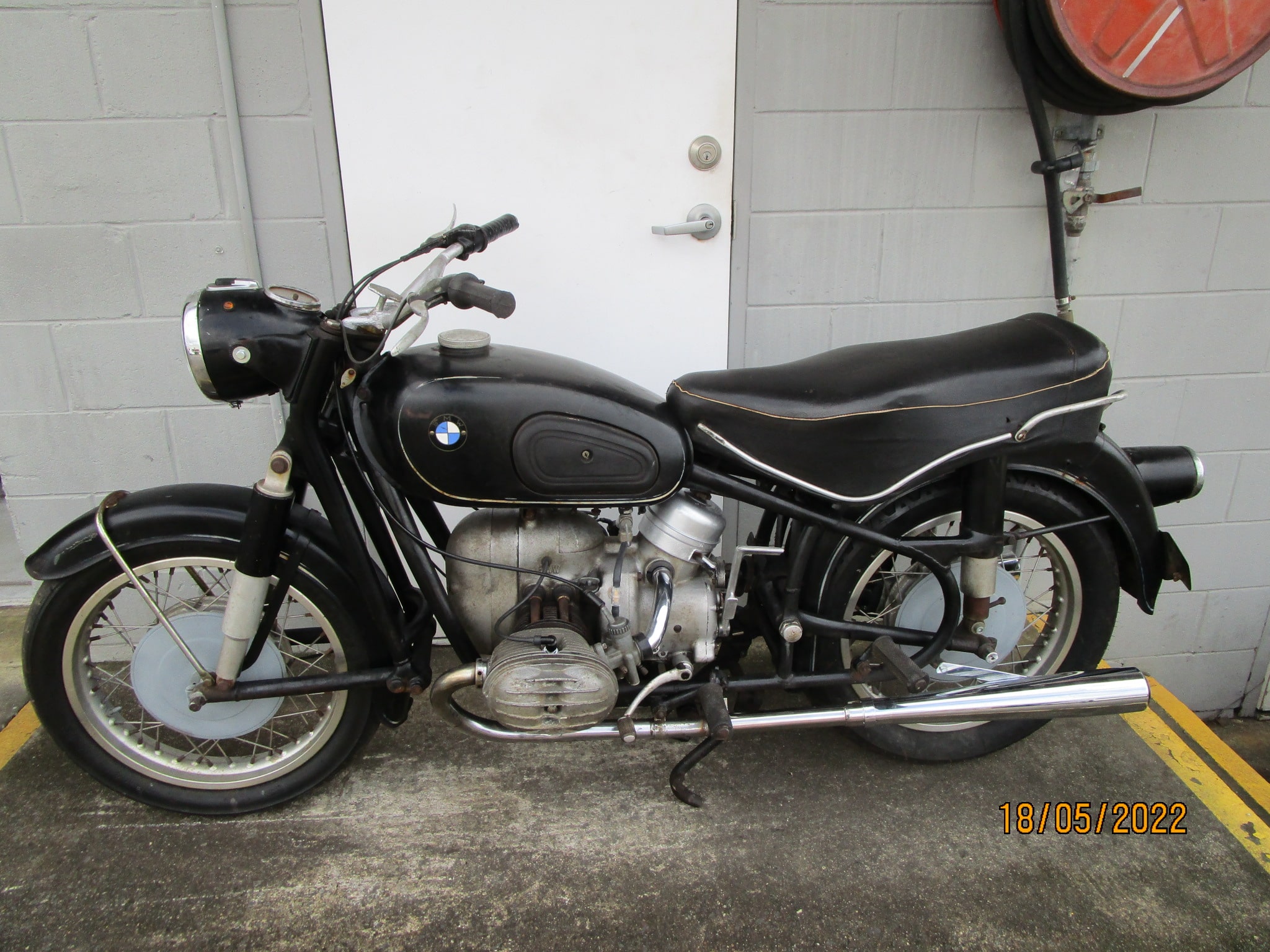 BMW R60/2 nice running project, very complete easy restoration SOLD ...
