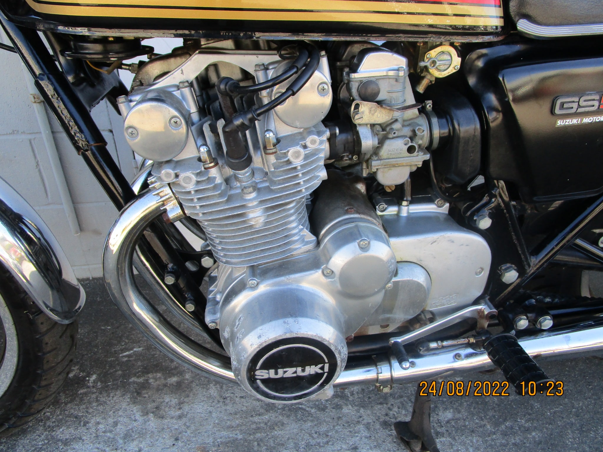 suzuki gs500 motor