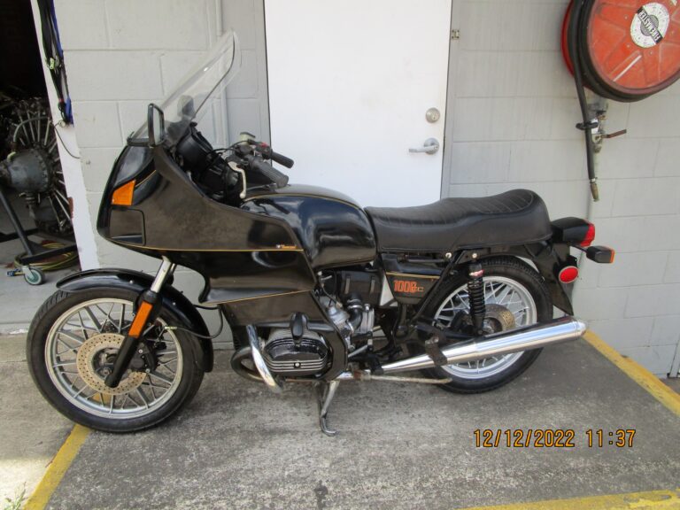 BMW R100RT, runs well, very original great value SOLD - Classic ...
