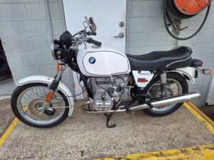 BMW R90/6, matching number runs well, classic boxer 1974 ( SOLD )