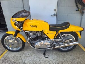NORTON 850 Commando Dunstall, excellent condition