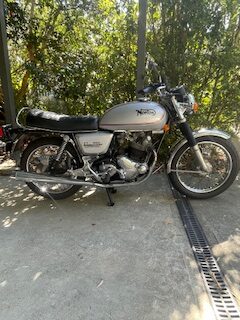 NORTON Commando Interstate 850 Electric Start, runs and rides well