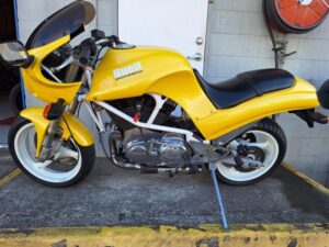 BUELL S2 THUNDERBOLT 1995 one owner from new